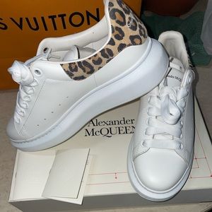 Alexander McQueen white leopard sz 37 shoes